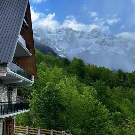 Valter & Drita'S Guesthouse Тет Екстериор снимка