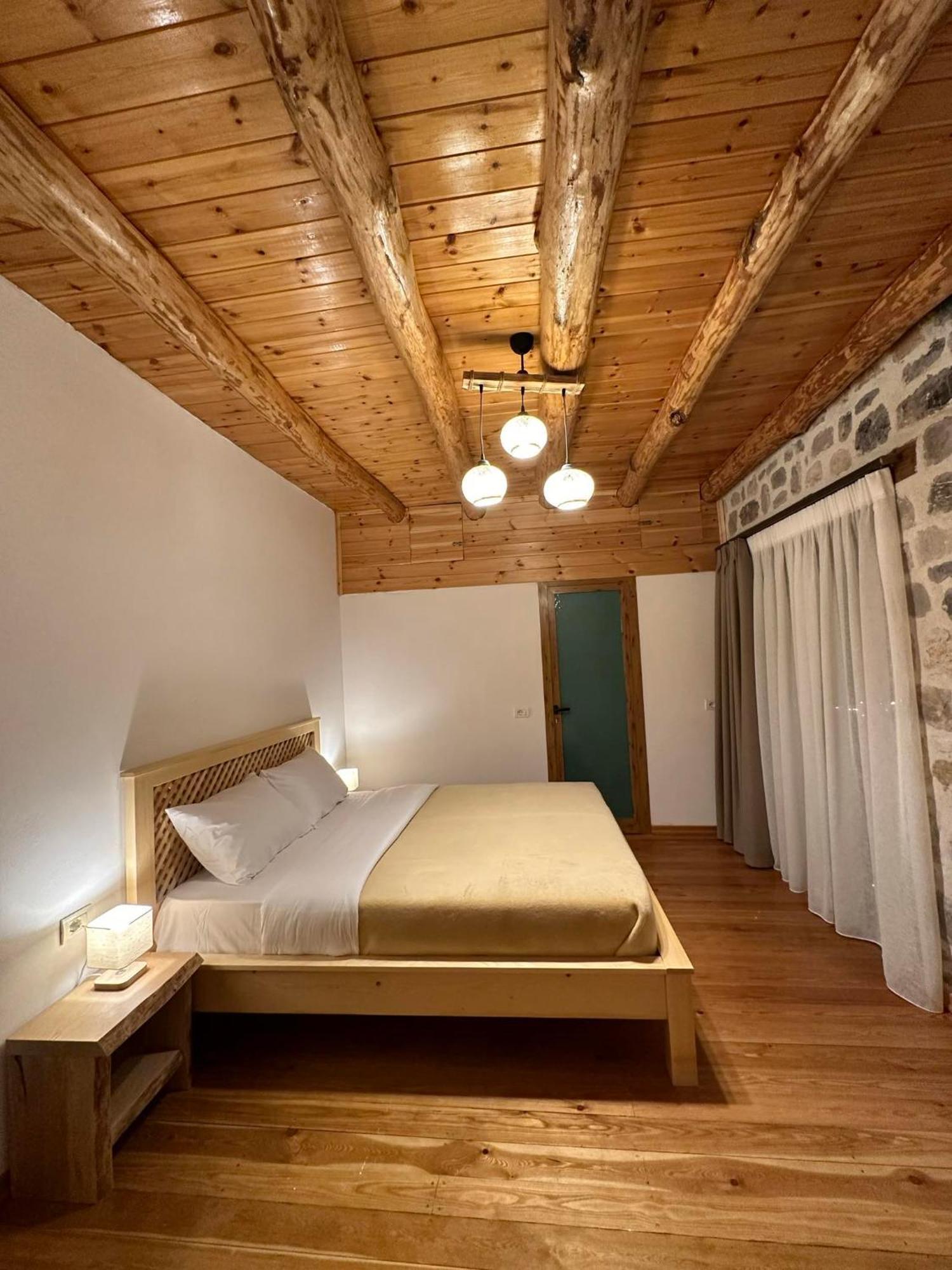 Valter & Drita'S Guesthouse Тет Екстериор снимка