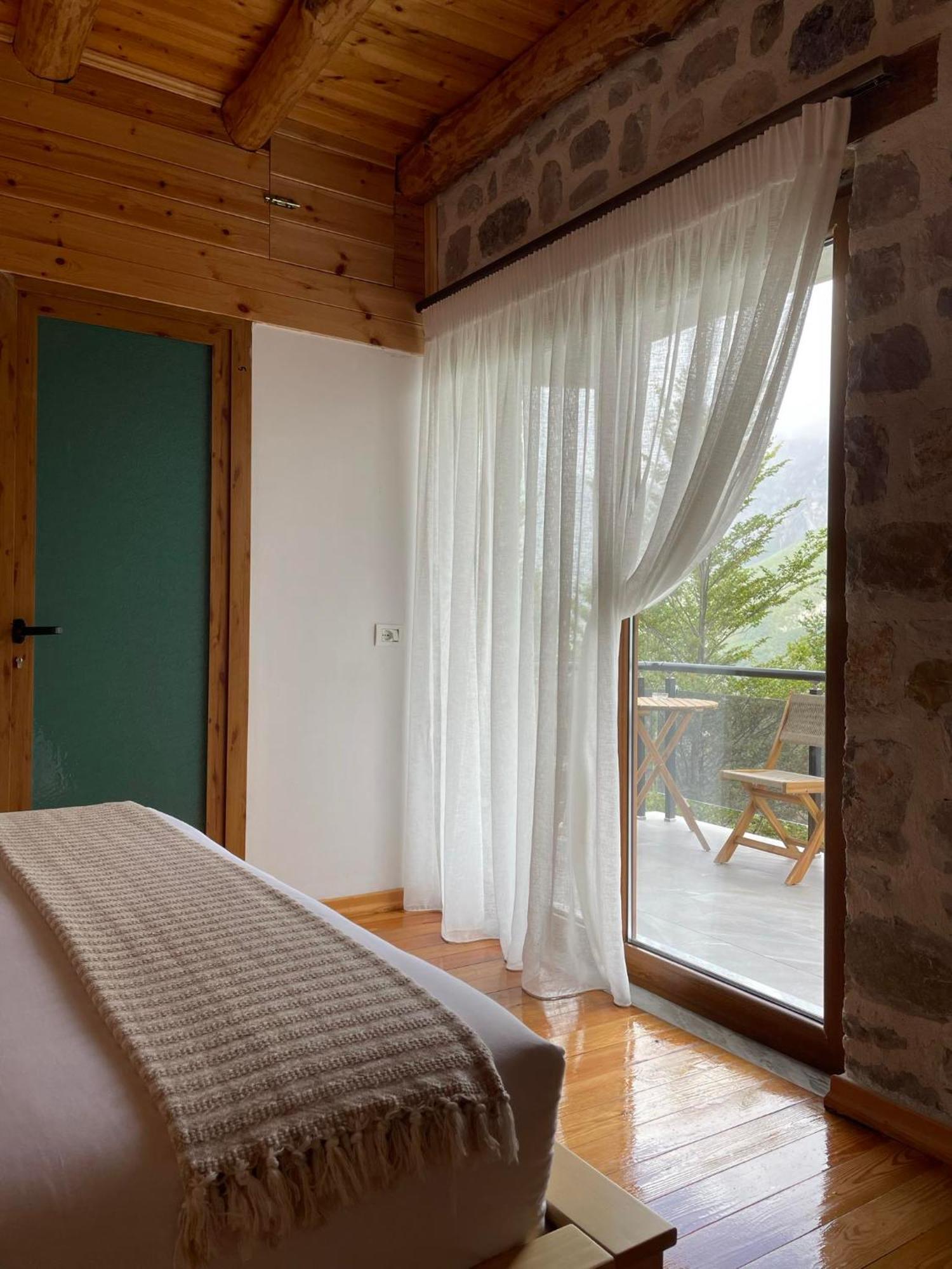 Valter & Drita'S Guesthouse Тет Екстериор снимка
