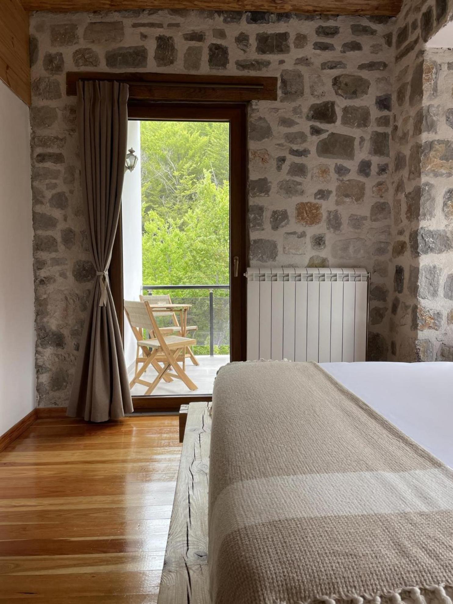 Valter & Drita'S Guesthouse Тет Екстериор снимка