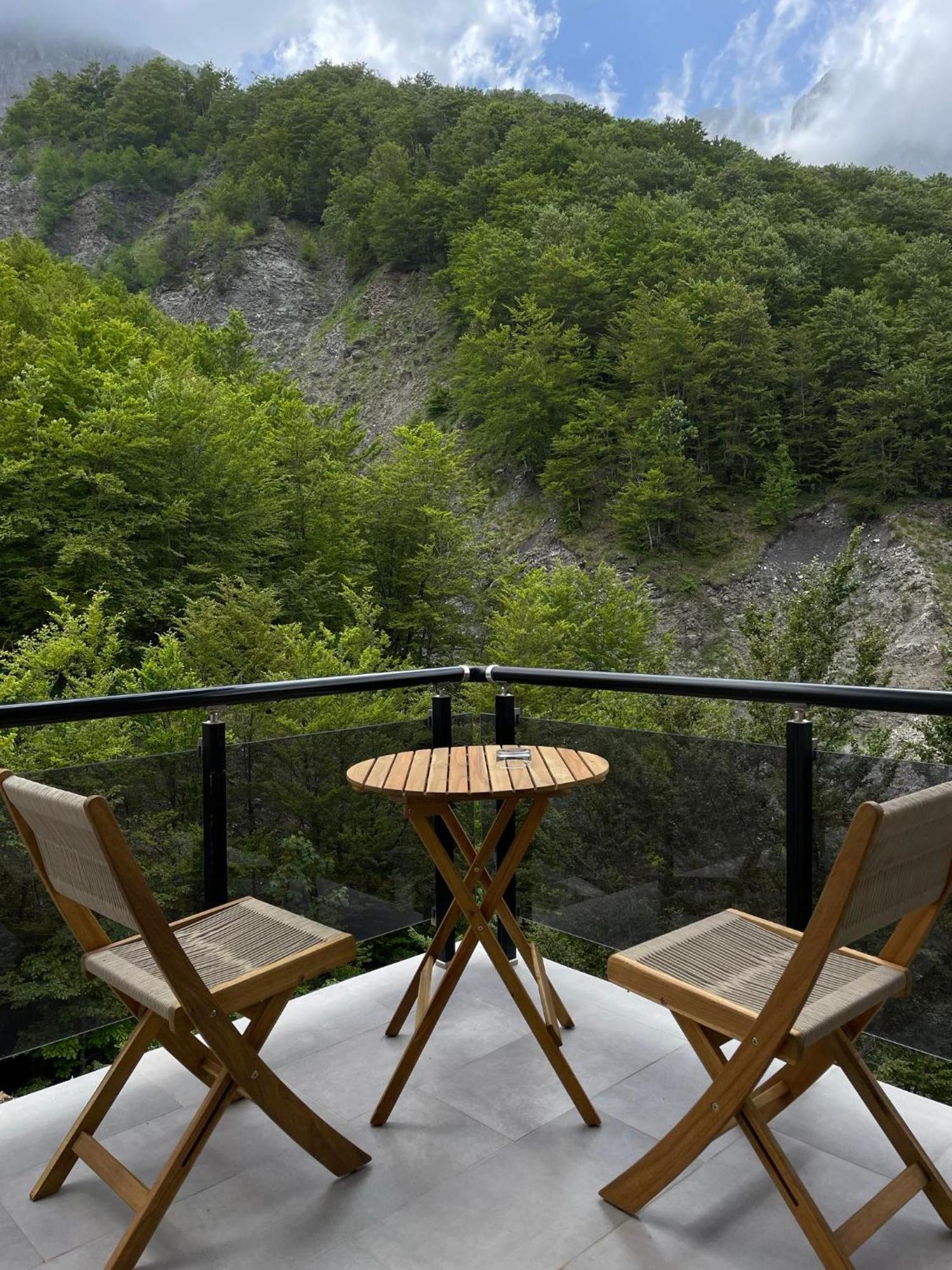 Valter & Drita'S Guesthouse Тет Екстериор снимка