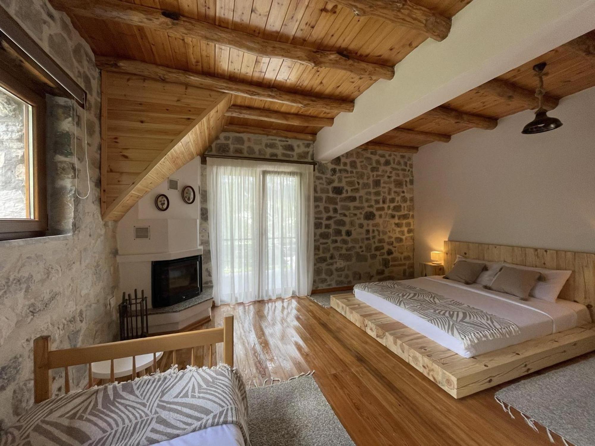 Valter & Drita'S Guesthouse Тет Екстериор снимка