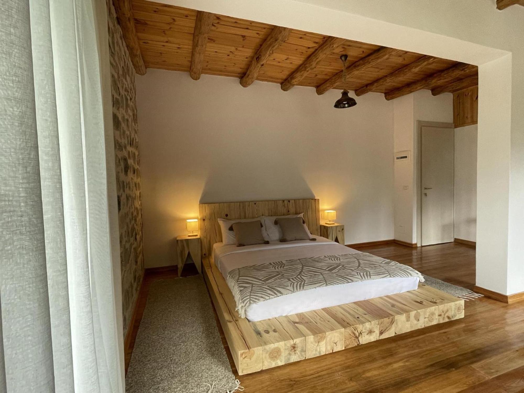 Valter & Drita'S Guesthouse Тет Екстериор снимка