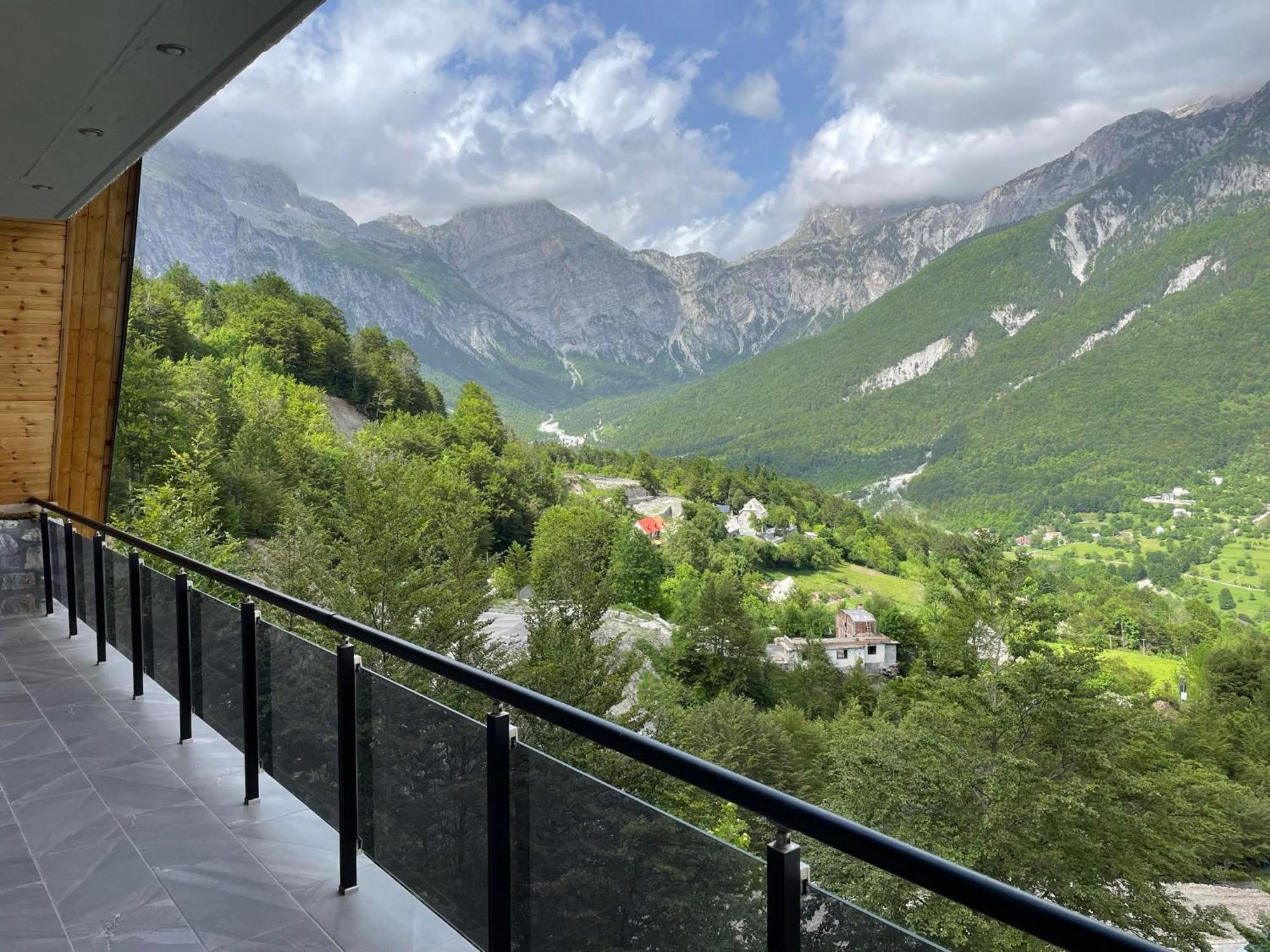 Valter & Drita'S Guesthouse Тет Екстериор снимка