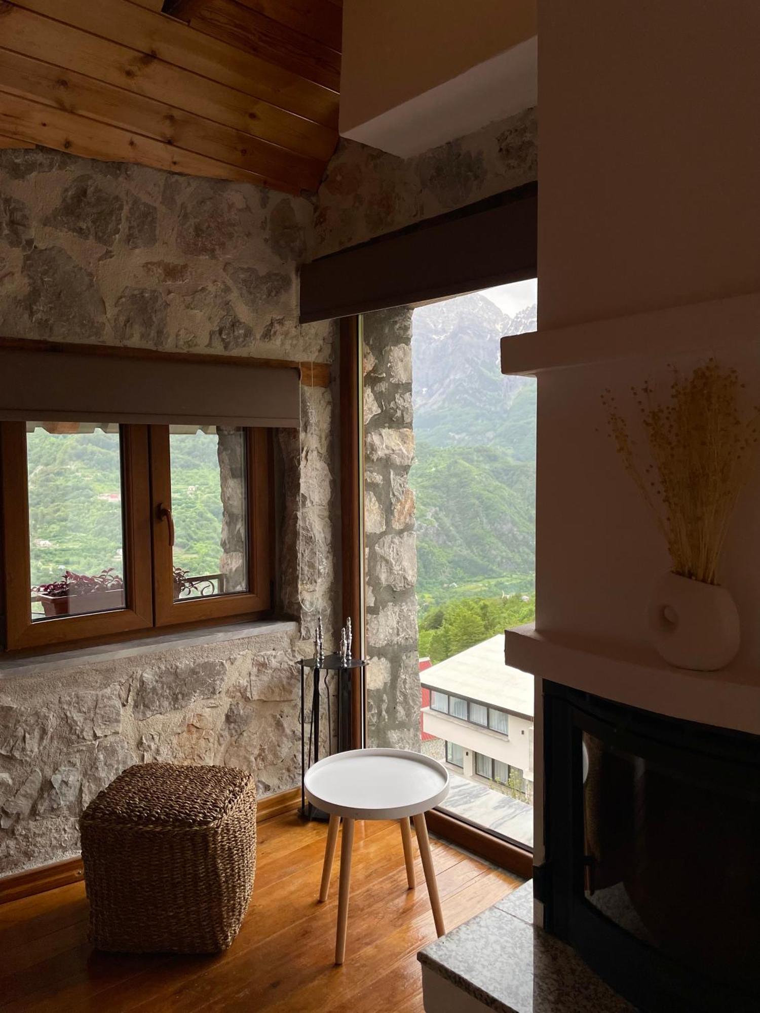 Valter & Drita'S Guesthouse Тет Екстериор снимка
